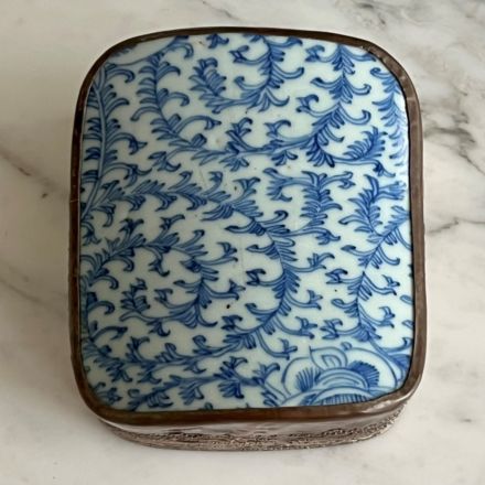 Oriental box with porcelain lid